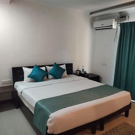 Square Inn Devanahalli Eksteriør billede